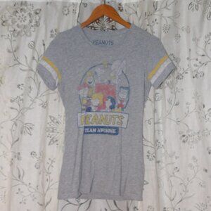 Peanuts (Charlie Brown) T-shirt